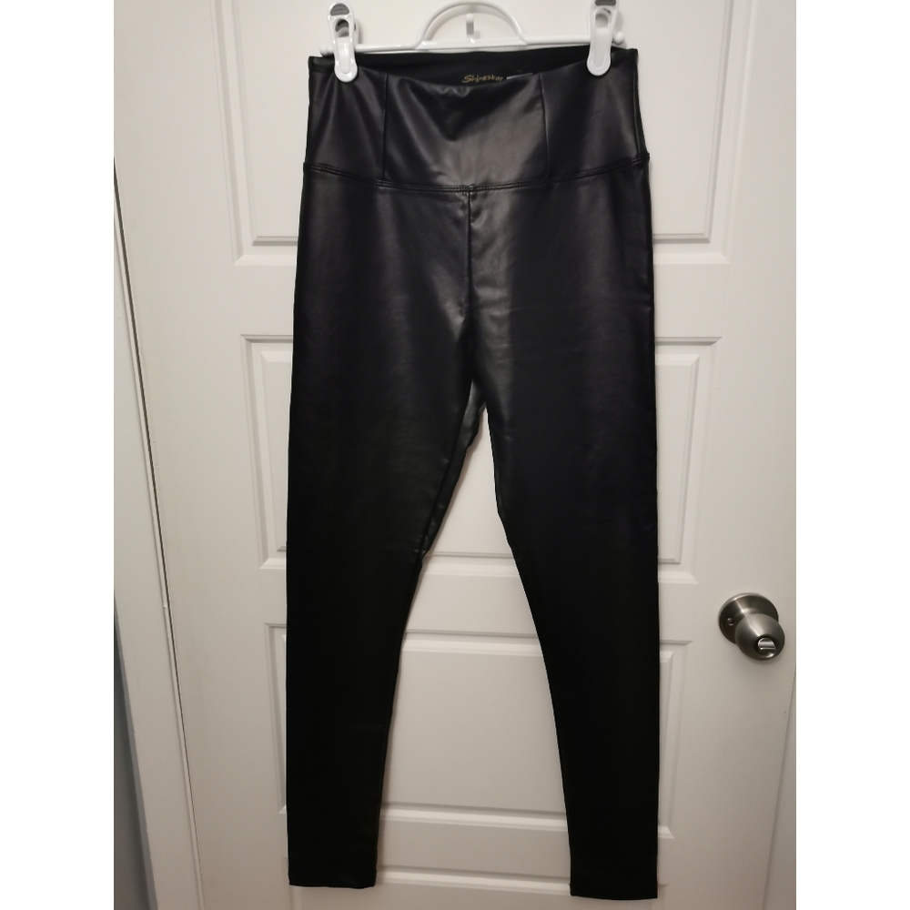 NWOT  faux leather pants
